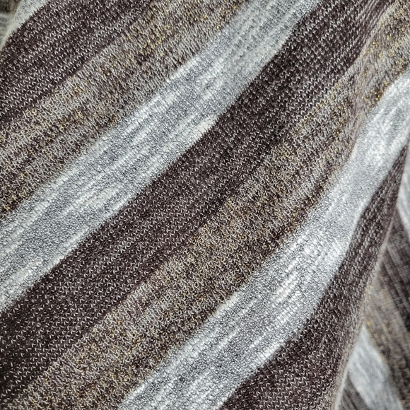 Knox Rose Brown Chevron Metalic Striped V Neck Asymmetrical Flowy Top S - Picture 3 of 5